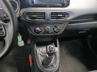 Hyundai I-10 i10 Hatchback 1.0 12V (G3LA) [49kW]  (09-2019/...) picture 19