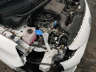 Hyundai I-10 i10 Hatchback 1.0 12V (G3LA) [49kW]  (09-2019/...) picture 27