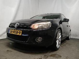 Damaged car Volkswagen Golf Golf VI (5K1) Hatchback 2.0 TDI 16V (CBAB) [103kW]  (10-2008/05-2013) 2009/2