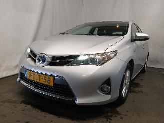 Vaurioauto  passenger cars Toyota Auris Auris (E18) Hatchback 5-drs 1.8 16V Hybrid (2ZRFXE) [100kW]  (10-2012/=
03-2019) 2014/4