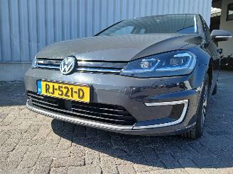 Schadeauto Volkswagen Golf Golf VII (AUA) Hatchback e-Golf (EAZA) [100kW]  (12-2016/01-2021) 2017/11
