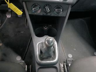 Volkswagen Polo Polo V (6R) Hatchback 1.2 TDI 12V BlueMotion (CFWA(Euro 5)) [55kW]  (1=
0-2009/05-2014) picture 19