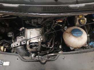 Volkswagen Transporter Transporter T6 Van 2.0 TDI DRF (CXGB) [75kW]  (04-2015/12-2019) picture 23