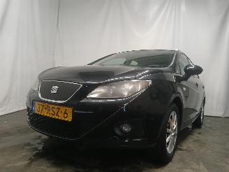 Vaurioauto  passenger cars Seat Ibiza Ibiza ST (6J8) Combi 1.2 TDI Ecomotive (CFWA) [55kW]  (04-2010/05-2015=
) 2011/7