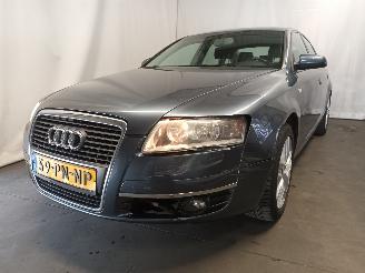 Damaged car Audi A6 A6 (C6) Sedan 2.4 V6 24V (BDW) [130kW]  (05-2004/10-2008) 2004/9
