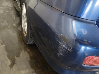 Honda Stream Stream I (RN) MPV 2.0 16V VTEC (K20A5) [115kW]  (05-2001/09-2006) picture 20