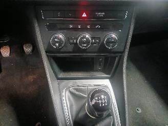 Seat Leon Leon ST (5FF) Combi 5-drs 1.0 TSI 12V (CHZD) [85kW]  (05-2015/08-2020)= picture 16