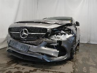 Voiture accidenté Mercedes Cla-klasse CLA (117.3) Sedan 1.6 CLA-180 16V (M270.910) [90kW]  (01-2013/03-2019)= 2016/8