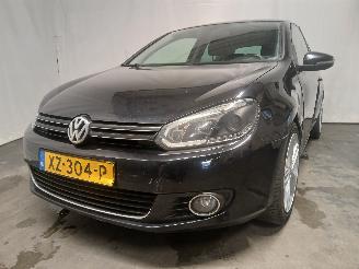 uszkodzony samochody osobowe Volkswagen Golf Golf VI (5K1) Hatchback 1.2 TSI BlueMotion (CBZB) [77kW]  (11-2008/11-=
2012) 2011/11
