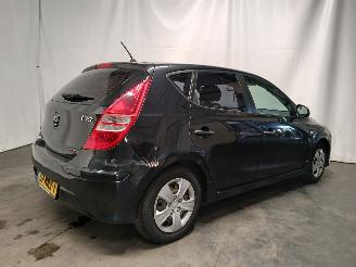 Hyundai I-30 i30 (FD) Hatchback 1.4 CVVT 16V (G4FA) [77kW]  (10-2007/11-2011) picture 6