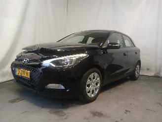 Hyundai I-20 i20 (GBB) Hatchback 1.2i 16V (G4LA) [62kW]  (11-2014/08-2020) picture 3