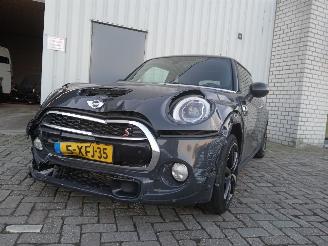 Auto incidentate Mini Mini Mini (F56) Hatchback 3-drs 2.0 16V Cooper S (B48A20A) [141kW]  (12-201=
3/...) 2014/7