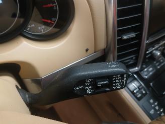 Porsche Cayenne Cayenne II (92A) SUV 3.0 D V6 24V (MCR.C(Euro 5)) [180kW]  (06-2011/05=
-2018) picture 15