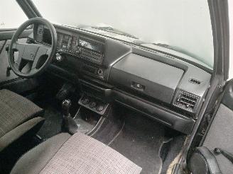 Volkswagen Golf Golf I Cabrio (155) Cabrio 1.8 i (2H) [72kW]  (08-1989/03-1993) picture 8
