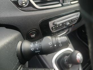 Renault Scenic Grand Scénic III (JZ) MPV 1.6 dCi (R9M-402(R9M-A4)) [96kW]  (04-2011=
/12-2016) picture 15