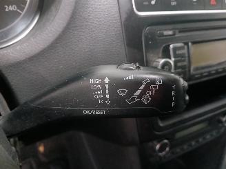 Volkswagen Polo Polo V (6R) Hatchback 1.2 TDI 12V BlueMotion (CFWA(Euro 5)) [55kW]  (1=
0-2009/05-2014) picture 16