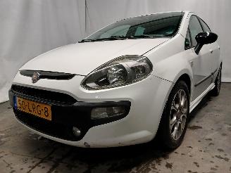 Fiat Punto Grande Punto (199) Hatchback 1.3 JTD Multijet 16V VGT (199.B.4000(Euro=
 5)) [62kW]  (04-2010/...) picture 3