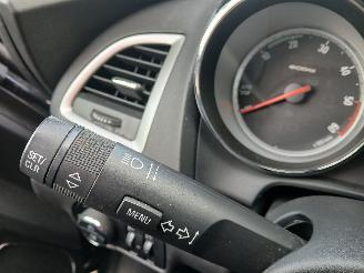 Opel Astra Astra J (PC6/PD6/PE6/PF6) Hatchback 5-drs 1.7 CDTi 16V EcoFLEX 130 (A1=
7DTE(Euro 5)) [96kW]  (07-2011/10-2015) picture 13