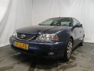 Toyota Avensis Avensis (T22) Sedan 1.8 16V VVT-i (1ZZFE) [95kW]  (10-2000/02-2003) picture 1