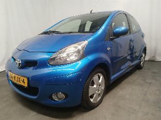 Toyota Aygo Aygo (B10) Hatchback 1.0 12V VVT-i (1KR-FE) [50kW]  (07-2005/05-2014) picture 3