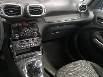 Citroën C3 C3 Picasso (SH) MPV 1.6 16V VTI 120 (EP6(5FW)) [88kW]  (02-2009/10-201=
7) picture 14