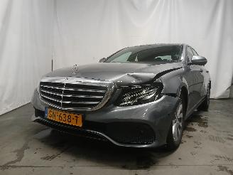 skadebil auto Mercedes E-klasse E (W213) Sedan E-200d 2.0 Turbo 16V (OM654.920) [110kW]  (07-2016/06-2=
020) 2018/5