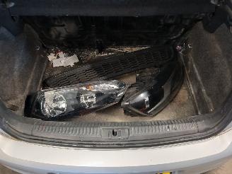 Volkswagen Polo Polo V (6R) Hatchback 1.2 12V (CGPB(Euro 5)) [44kW]  (06-2009/05-2014)= picture 24