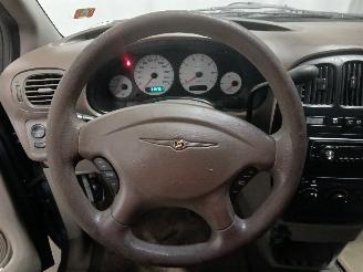 Chrysler Voyager Voyager/Grand Voyager (RG/RS) MPV 3.3 V6 (EGA) [128kW]  (02-2000/12-20=
08) picture 19