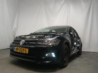 krockskadad bil auto Volkswagen Polo Polo VI (AW1) Hatchback 5-drs 1.0 TGI 12V (DBYA) [66kW]  (09-2017/...)= 2018/2