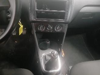 Volkswagen Polo Polo V (6R) Hatchback 1.2 TDI 12V BlueMotion (CFWA(Euro 5)) [55kW]  (1=
0-2009/05-2014) picture 17