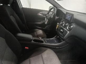 Mercedes A-klasse A (W176) Hatchback 1.8 A-180 CDI 16V (OM651.901(Euro 5)) [80kW]  (06-2=
012/10-2014) picture 9