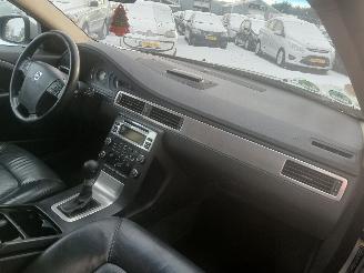 Volvo V-70 V70 (BW) Combi 2.0 D 16V (D4204T(Euro 3)) [100kW]  (10-2007/12-2015) picture 7