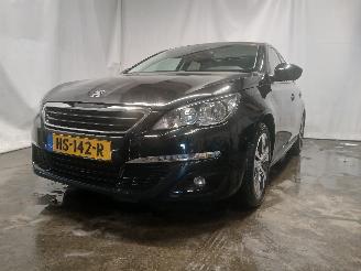 Schadeauto Peugeot 308 308 (L3/L8/LB/LH/LP) Hatchback 5-drs 1.6 BlueHDi 120 (DV6FC(BHZ)) [88k=
W]  (11-2013/06-2021) 2015/12