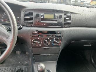 Toyota Corolla Corolla (E12) Hatchback 1.6 16V VVT-i (3ZZFE) [81kW]  (01-2002/12-2006=
) picture 16