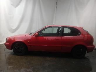 Toyota Corolla Corolla (E11) Hatchback 1.3 16V (4EFE) [63kW]  (05-1997/09-1999) picture 3