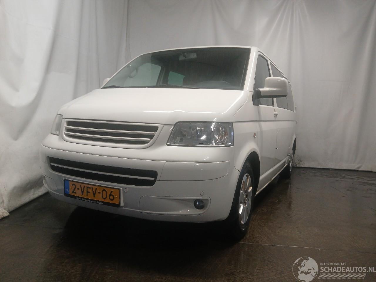 Volkswagen Transporter Transporter T5 Van 2.5 TDi (BNZ) [96kW]  (04-2003/11-2009)