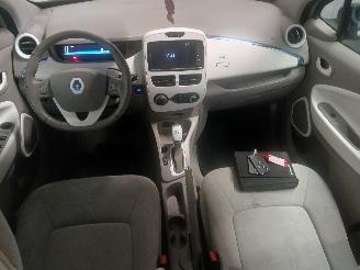 Renault Zoé Zoé (AG) Hatchback 5-drs 46kW (5AM-450(5AM-B4)) [46kW]  (06-2012/...=
) picture 10