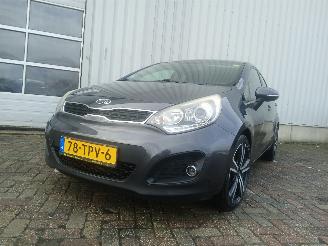 damaged passenger cars Kia Rio Rio III (UB) Hatchback 1.2 CVVT 16V (G4LA5) [63kW]  (09-2011/12-2017) 2012/3