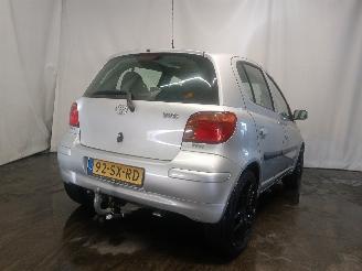 Toyota Yaris Yaris (P1) Hatchback 1.3 16V VVT-i (2SZFE) [64kW]  (04-2002/09-2005) picture 5