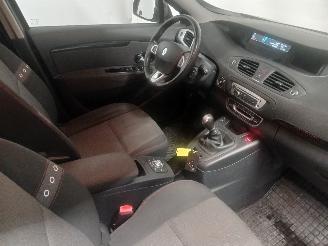 Renault Scenic Grand Scénic III (JZ) MPV 1.2 16V TCe 115 (H5F-400(H5F-A4)) [85kW]  =
(04-2012/12-2016) picture 9