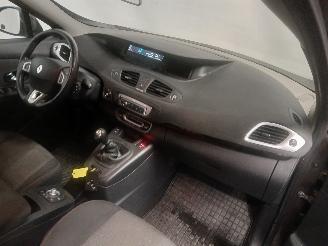 Renault Scenic Grand Scénic III (JZ) MPV 1.2 16V TCe 115 (H5F-400(H5F-A4)) [85kW]  =
(04-2012/12-2016) picture 8