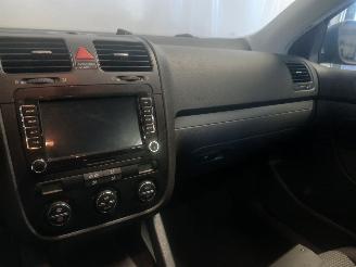 Volkswagen Golf Golf VI Variant (AJ5/1KA) Combi 1.6 (BSE) [75kW]  (07-2009/07-2013) picture 16