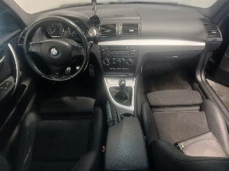 BMW 1-serie 1 serie (E81) Hatchback 3-drs 116i 1.6 16V (N43-B16A) [90kW]  (03-2007=
/12-2011) picture 10