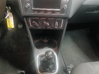 Volkswagen Polo Polo V (6R) Hatchback 1.4 TDI 12V 90 (CUSB(Euro 6)) [66kW]  (02-2014/1=
0-2017) picture 18