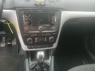 Skoda Yeti Yeti (5LAC) SUV 1.4 TSI 16V (CAXA) [90kW]  (06-2010/05-2015) picture 17