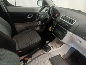 Skoda Roomster Roomster (5J) MPV 1.4 16V (BXW) [63kW]  (09-2006/05-2015) picture 9