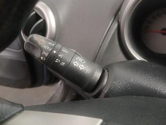 Nissan Note Note (E11) MPV 1.6 16V (HR16DE) [81kW]  (03-2006/06-2012) picture 14