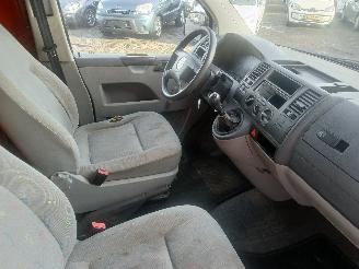 Volkswagen Transporter Transporter T5 Van 1.9 TDi (AXC) [63kW]  (04-2003/11-2009) picture 8