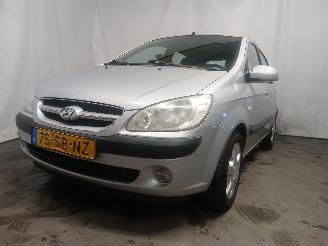 Voiture accidenté Hyundai Getz Getz Hatchback 1.4i 16V (G4EEG) [71kW]  (08-2005/12-2010) 2005/11