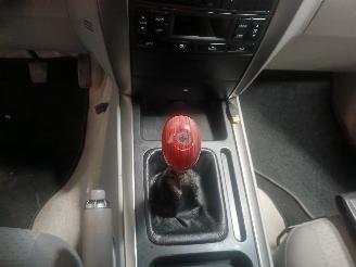 Kia Sorento Sorento I (JC) SUV 2.4 16V (G4JSG) [102kW]  (08-2002/06-2009) picture 17